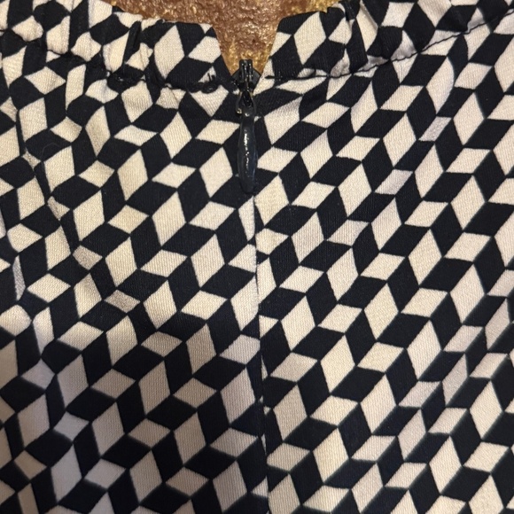 MICHAEL Michael Kors Black & White Pattern Gold Hardware Midi Dress Size S - Picture 9 of 12